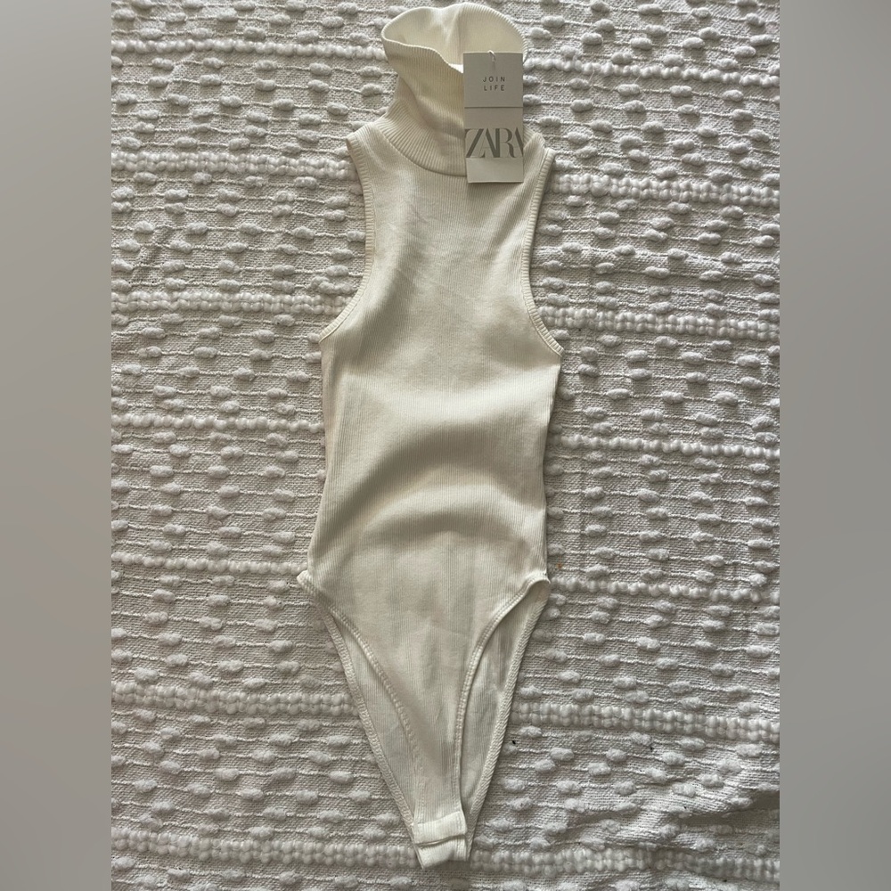 ZARA Cream Ribbed High-Neck Bodysuit